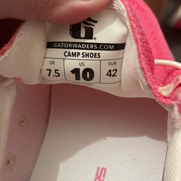 Pink Gator waders - Picture 3 of 3